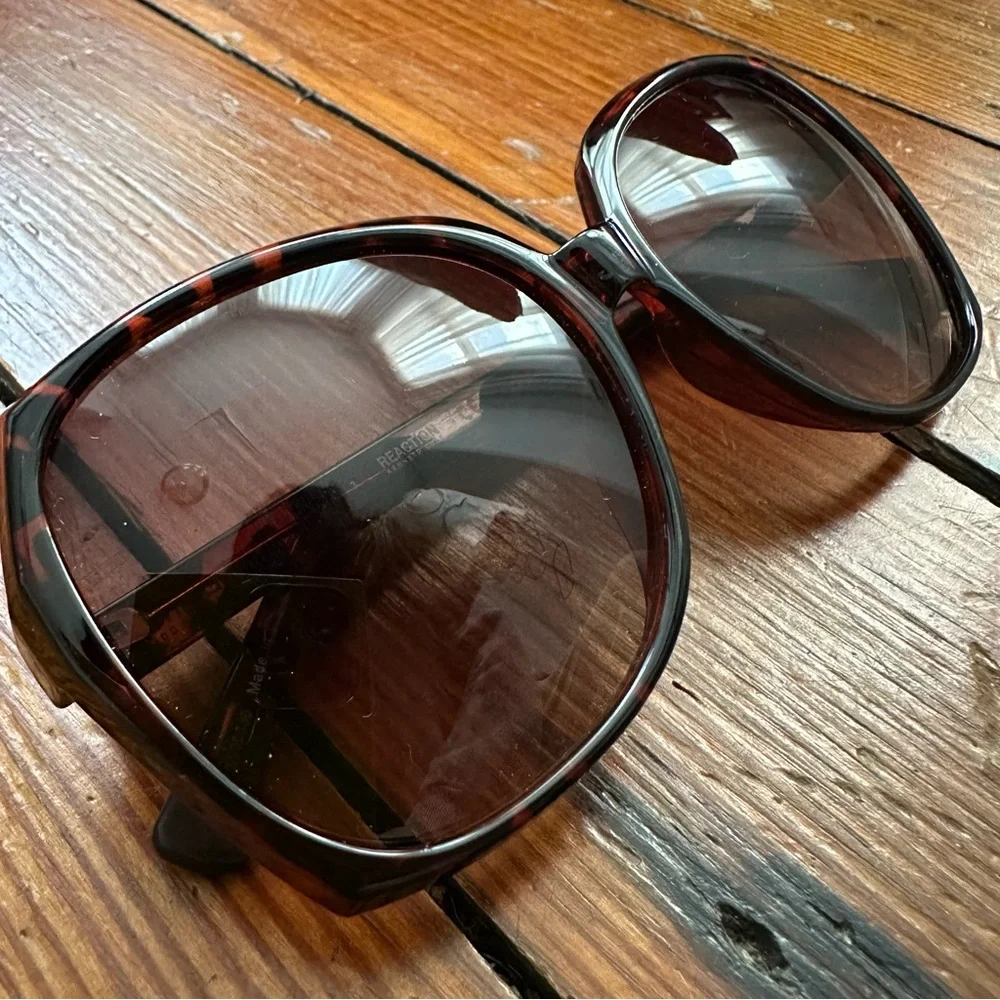 Reaction Kenneth Cole sunglasses KC2958 59 15 140